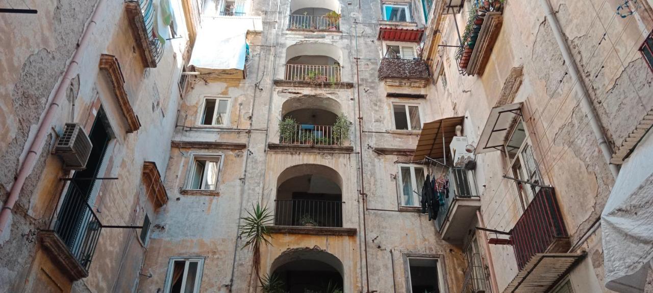 La Dimora Di Toto Hotel Nápoles Exterior foto